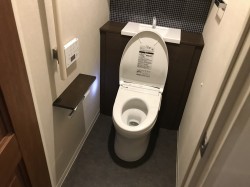 トイレ入替工事